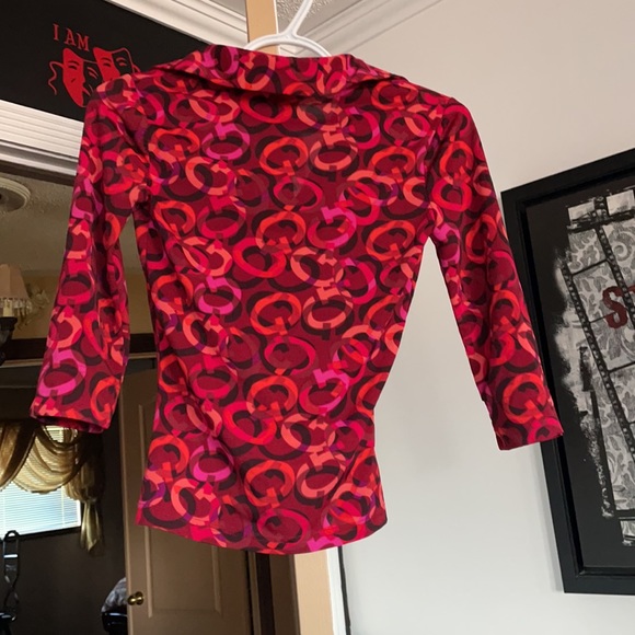 Guess Blouse - Picture 2 of 2